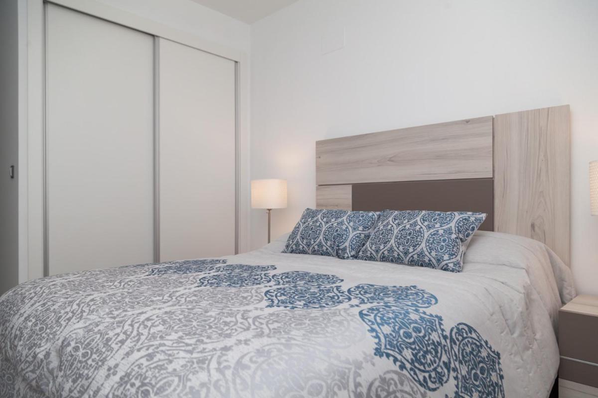 Apartament Gaudi 아레날레스 델 솔 외부 사진